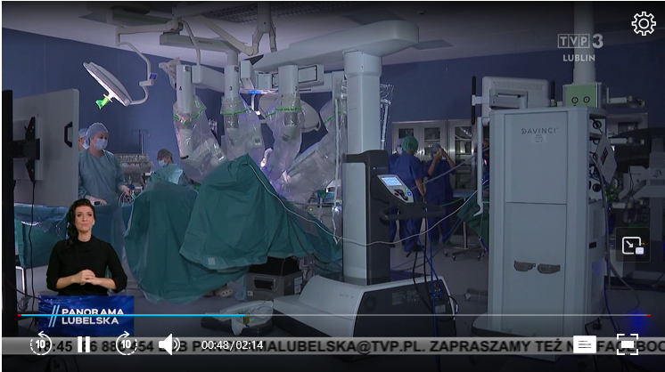 zrzut ekranu z materiału kręconego przez tvp na bloku operacuyjnym