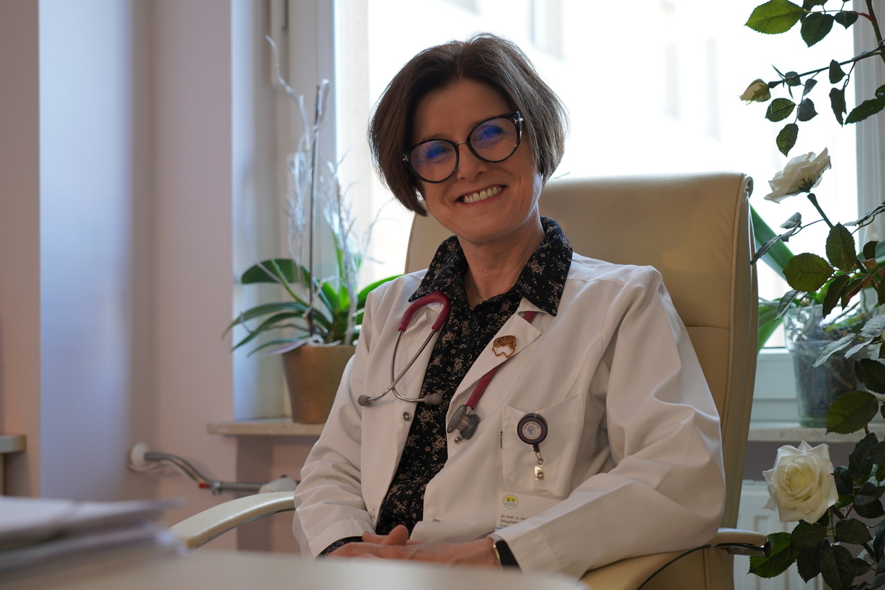 dr hab. n. med. Magdaleną Chrościńską-Krawczyk, profesor Uniwersytetu Medycznego 
