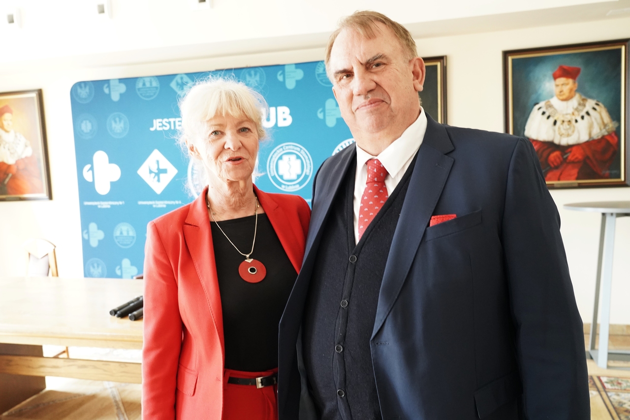 JM Rektor prof. dr hab. n. med. Wojciech Załuska skierował do zgromadzonych serdeczne życzenia