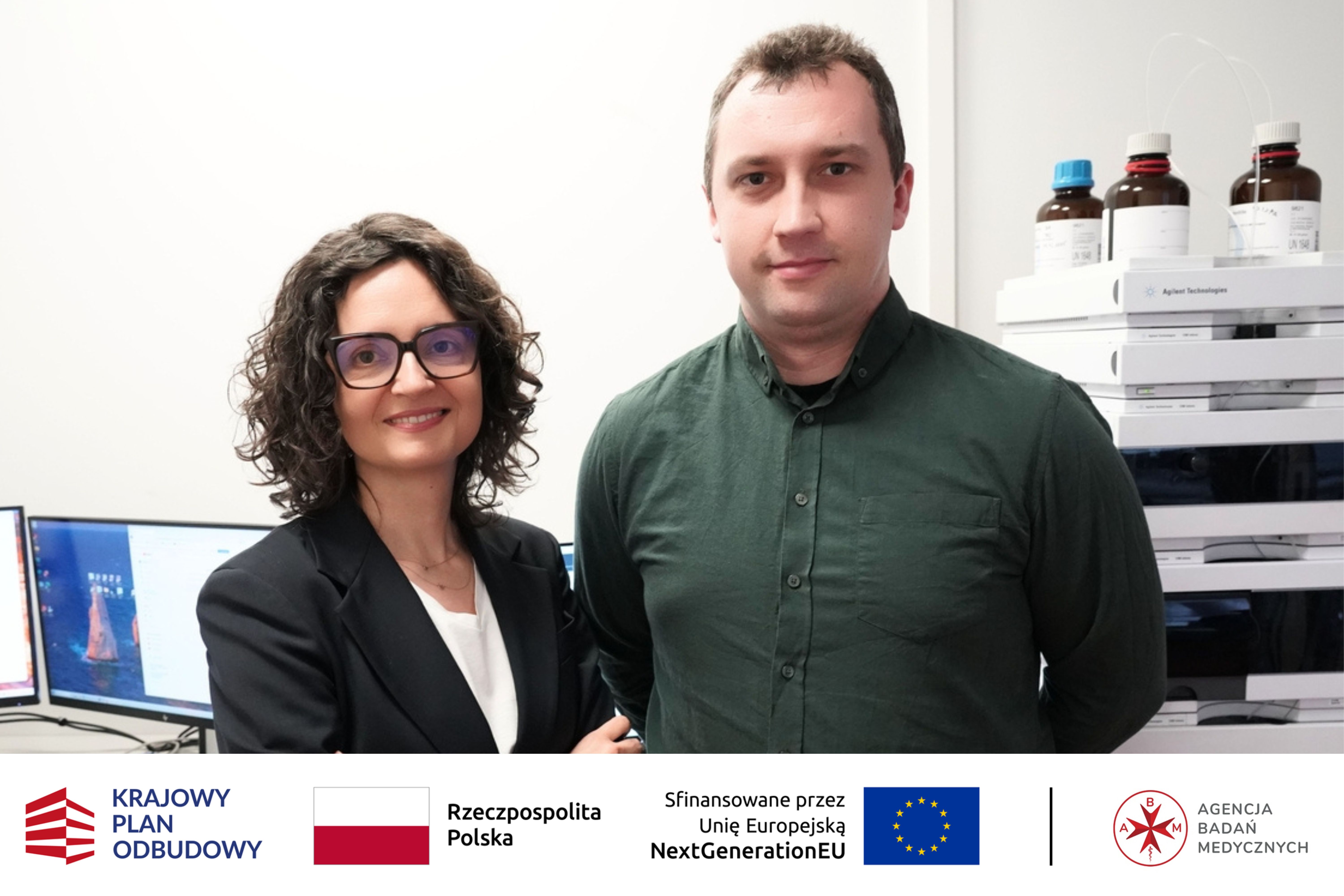 Pod kierownictwem prof. dr hab. n. med. i n. o zdr. Krystyny Skalickiej-Woźniak realizują oni przedsięwzięcie pn. „Innowacyjne produkty oparte na substancjach pochodzenia naturalnego do zastosowania w prewencji wybranych chorób cywilizacyjnych”
