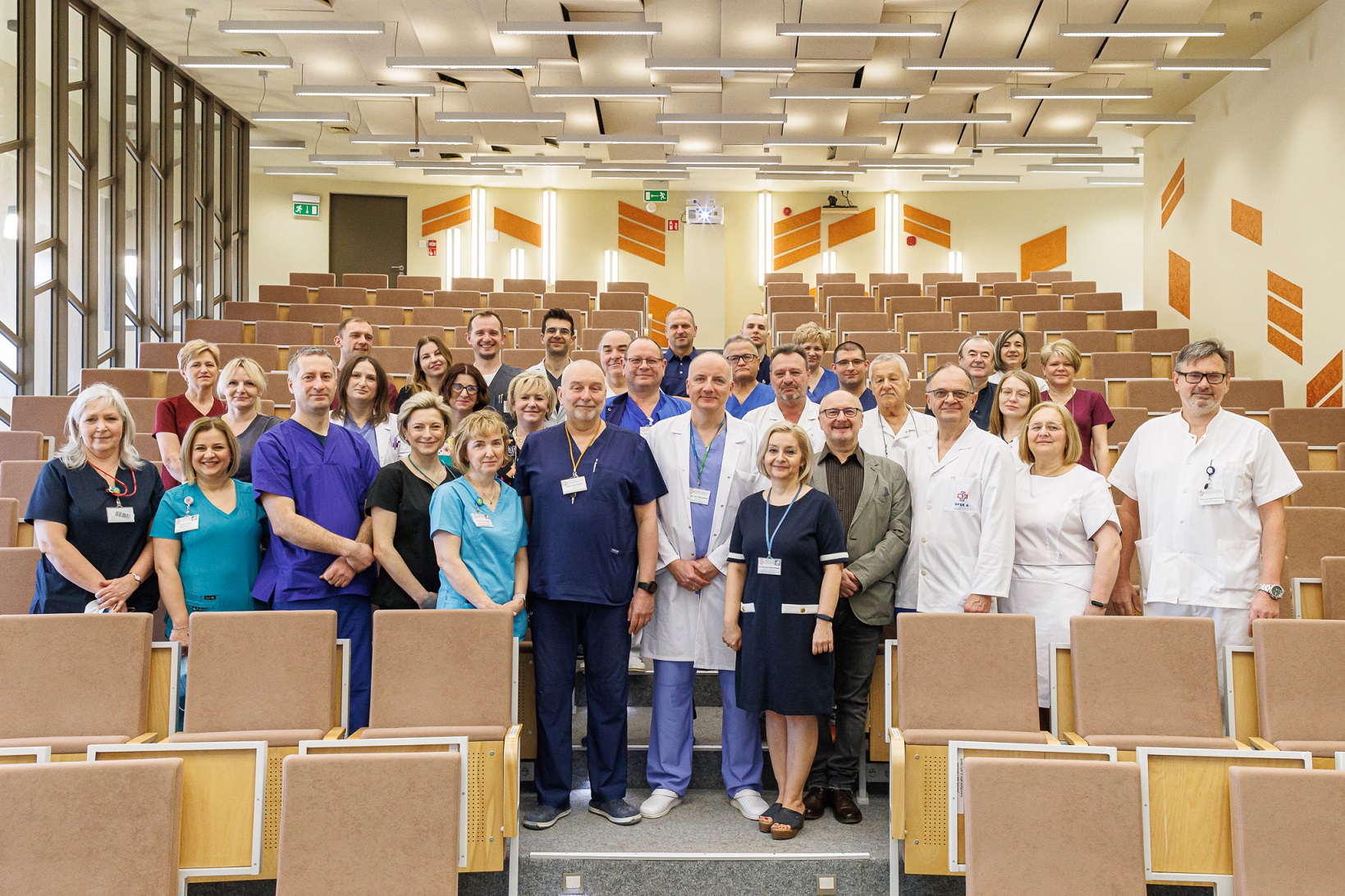 Zespół Klinicznego Oddziału Chirurgii Ogólnej i Leczenia Żywieniowego oraz Klinicznego Oddziału Transplantologii (fot. Maciej Rukasz)