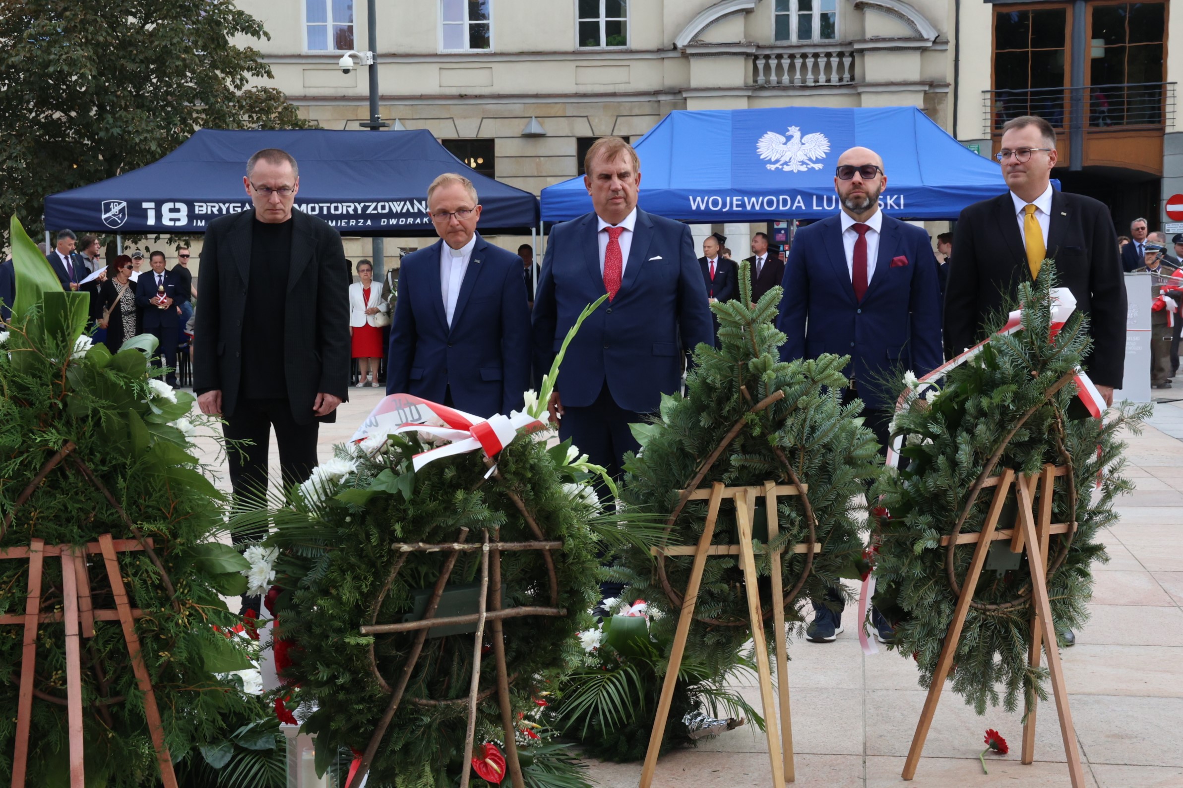 złożenie wieńca przez reprezentantów ZUL